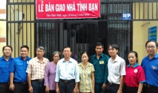 Tân Thới Nhất Trao tặng nhà tình bạn trong CDTN Hành Quân Xanh