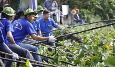 Khơi thông  tuyến kênh rạch tại Quận 